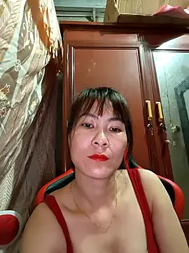 Aly_live from StripChat is Freechat