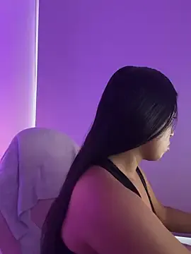 aly_nicols from StripChat is Freechat