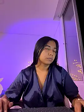 aly_nicols from StripChat is Freechat