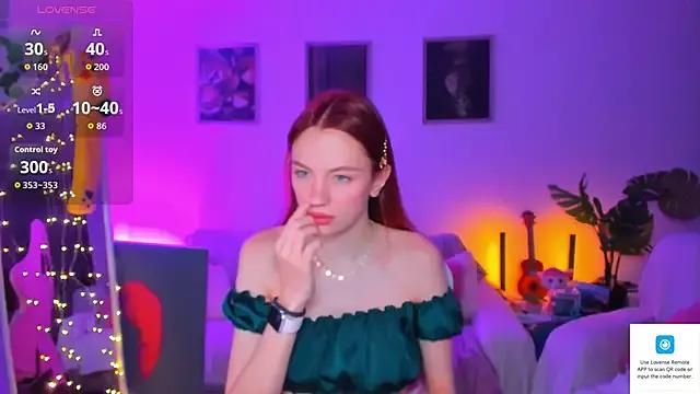 Alyssa_Smitt from StripChat is Freechat