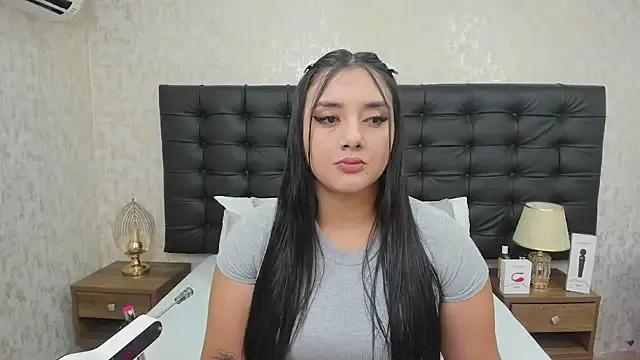 AmaliaDalton from StripChat is Freechat