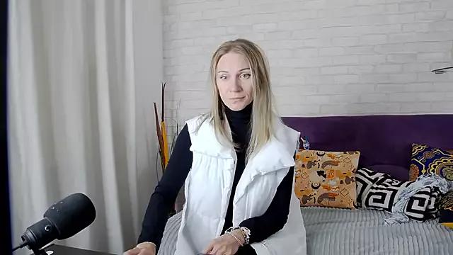 AmaliaMao from StripChat