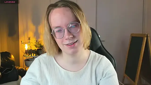 Amanda_Butlerr from StripChat