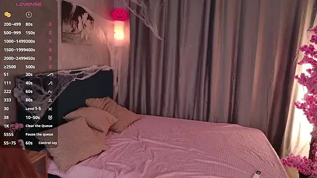 Amanda_Cherry from StripChat is Freechat