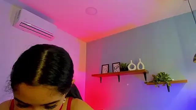 amanda_Hayek from StripChat is Freechat