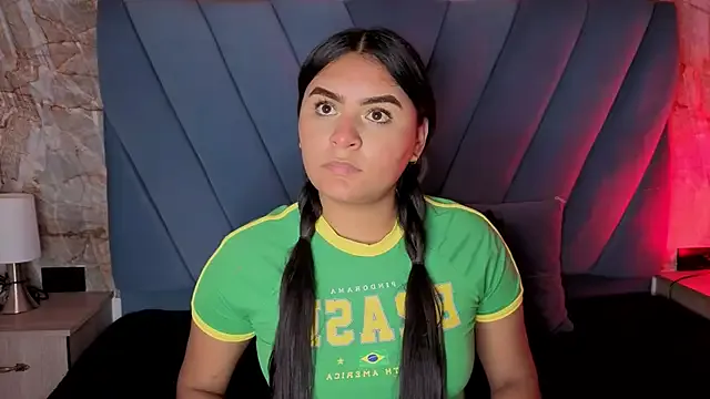 amarahanks1 from StripChat is Freechat