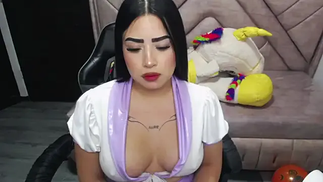 Amaranta_fox_v from StripChat is Freechat