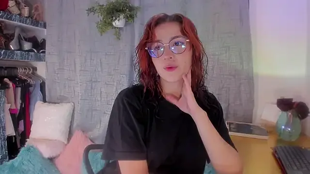 AmaruBloom from StripChat is Freechat