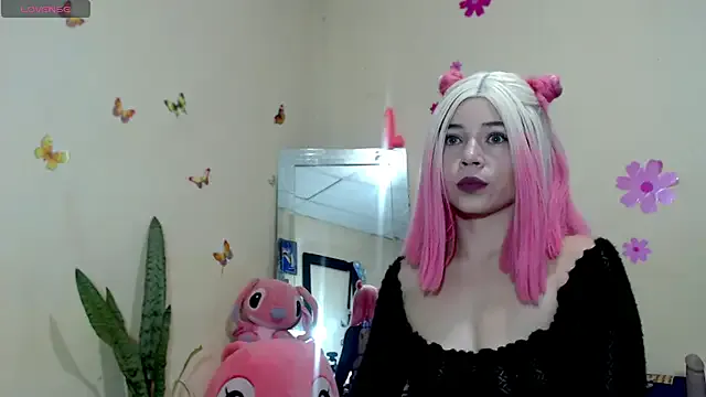 amatista_Ross from StripChat is Freechat