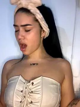 Ambar_R0SSE from StripChat