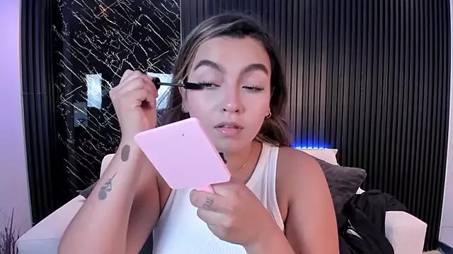 Girls: try live performances with matured performers, from dancing to quirks, in a variety of beautiful sex cams.