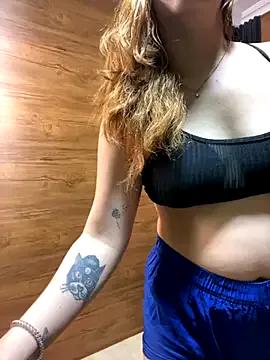 AmbarPolo from StripChat is Freechat