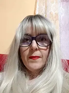 Amelialove42 from StripChat is Freechat