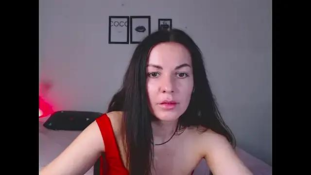 ameliamersi from StripChat is Freechat