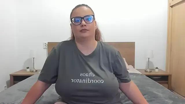 amiravyxen from StripChat is Freechat