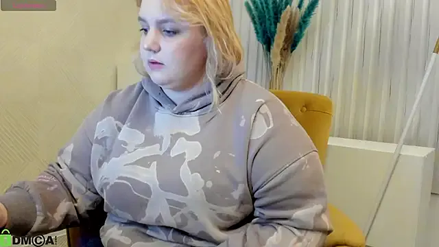 Amy_Hall from StripChat