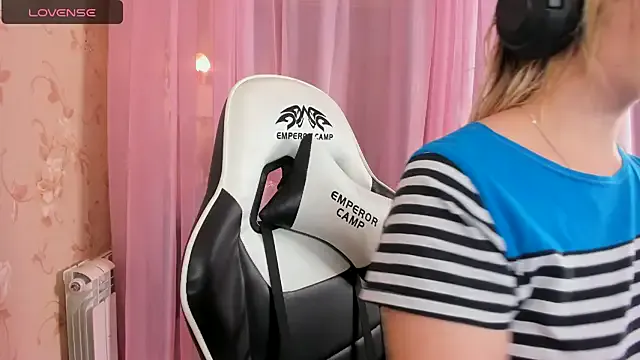 Anabel-Candy from StripChat is Freechat