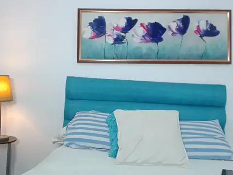 Anabella_rose from StripChat is Freechat