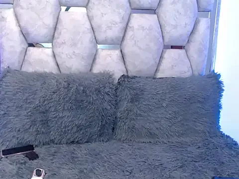 AnalyMilles from StripChat is Freechat