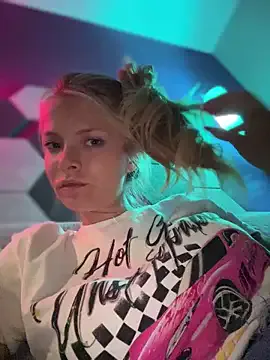 Girls: try live performances with matured performers, from dancing to quirks, in a variety of beautiful sex cams.