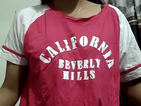 ANAYA_BABEE from StripChat is Freechat