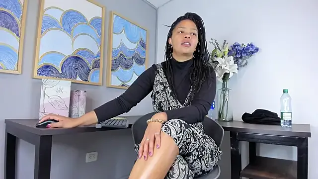 Girls: try live performances with matured performers, from dancing to quirks, in a variety of beautiful sex cams.