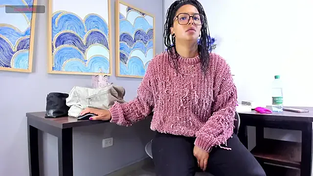 Girls: try live performances with matured performers, from dancing to quirks, in a variety of beautiful sex cams.