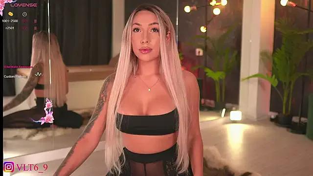 Angel-Barbie from StripChat is Freechat