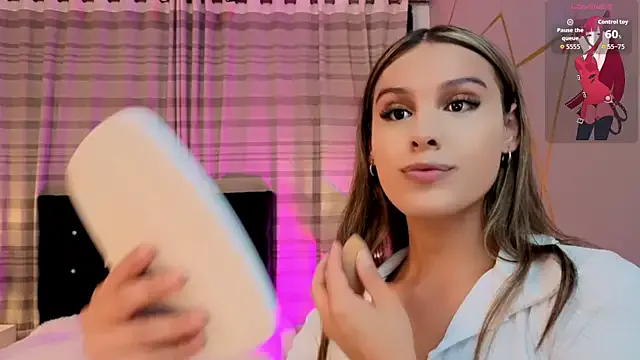 Angel-dragun from StripChat is Freechat