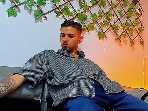 Angel_blue1 from StripChat is Freechat