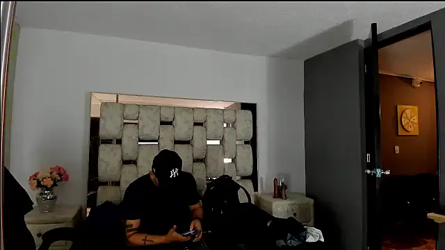 AngelAndChris from StripChat