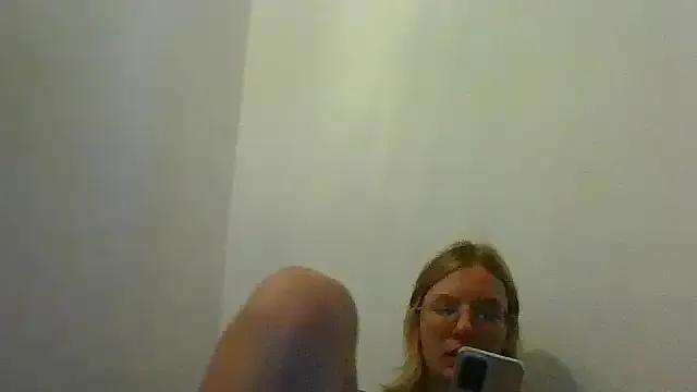Angell299 from StripChat is Freechat