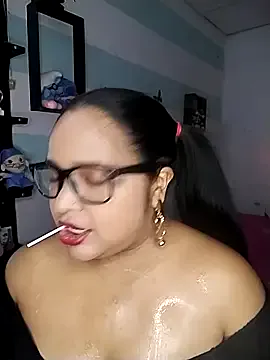 Angelly_ricura from StripChat is Freechat