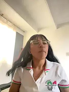 angie_rousse_ from StripChat is Freechat