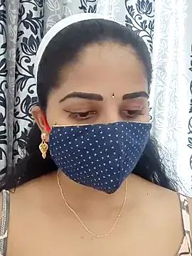 Angleannie from StripChat is Freechat