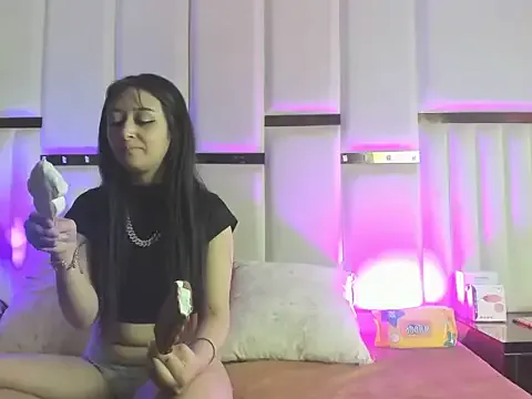 ANLLELOAndANGELA from StripChat is Freechat