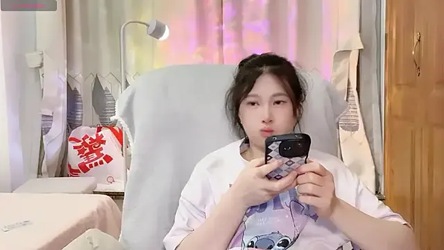 Anna-888- from StripChat