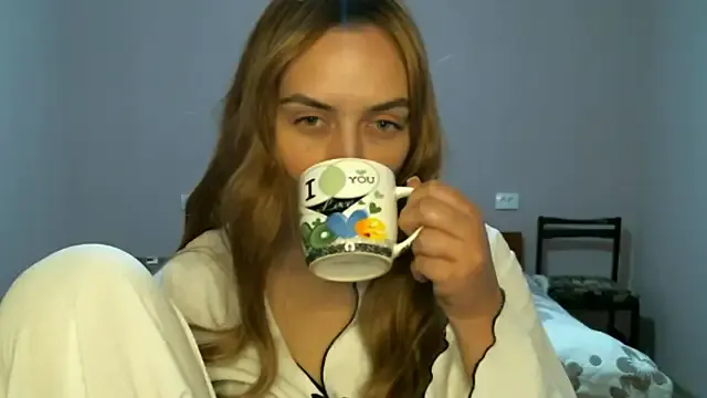 Anna__toth18 from StripChat is Freechat