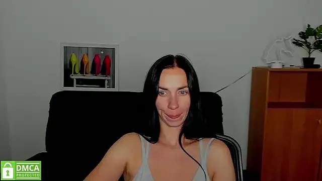 Girls: try live performances with matured performers, from dancing to quirks, in a variety of beautiful sex cams.