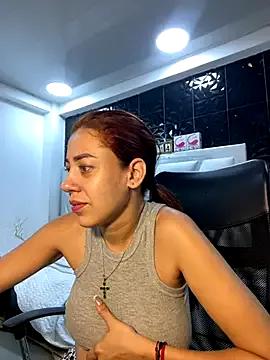 AnnbellaRosse from StripChat