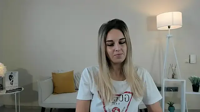 AnnettaUlman from StripChat is Freechat