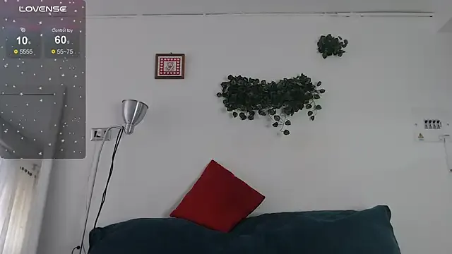 Anni_Queen from StripChat is Freechat