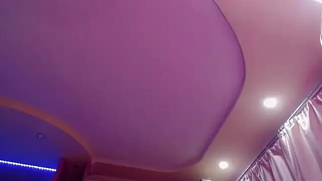 AnnieGOld_ from StripChat