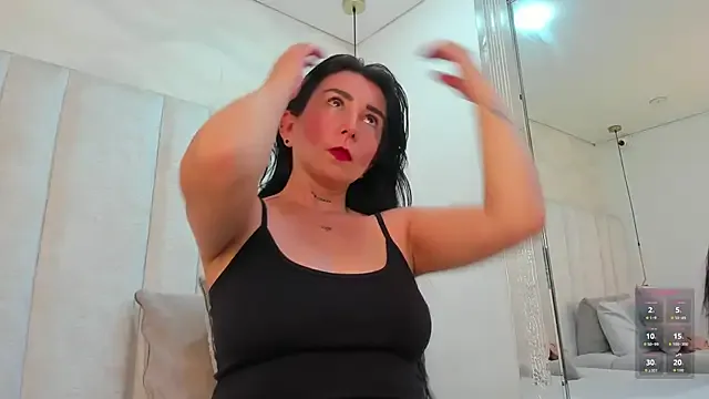 AnnieLove_ from StripChat is Freechat