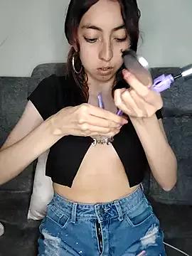 AnnieSparkle from StripChat is Freechat
