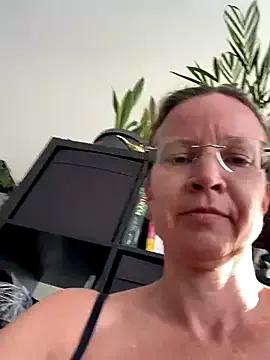 AnnikaRose from StripChat is Freechat