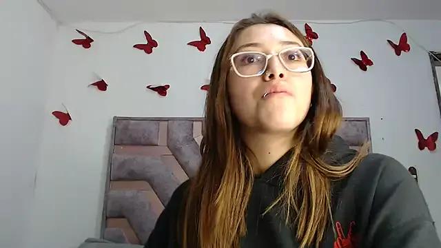 Anny-Fox from StripChat is Freechat