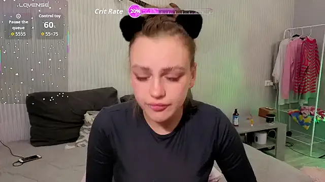 Anny_Blossom from StripChat is Freechat