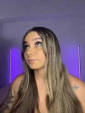 AnnyLopezzz_ from StripChat is Freechat