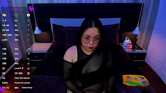 annytovar from StripChat is Freechat